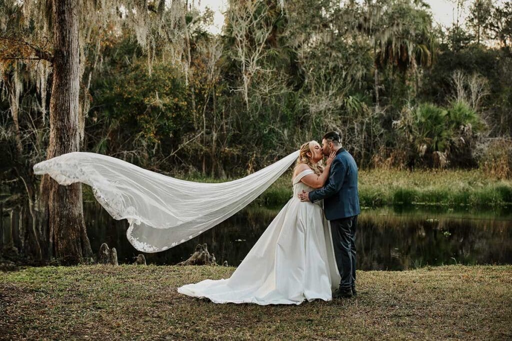 wedding-couple photo